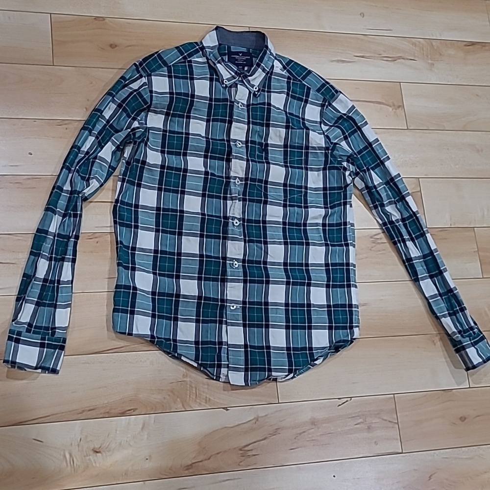 American Eagle Outfitters men's small shirt